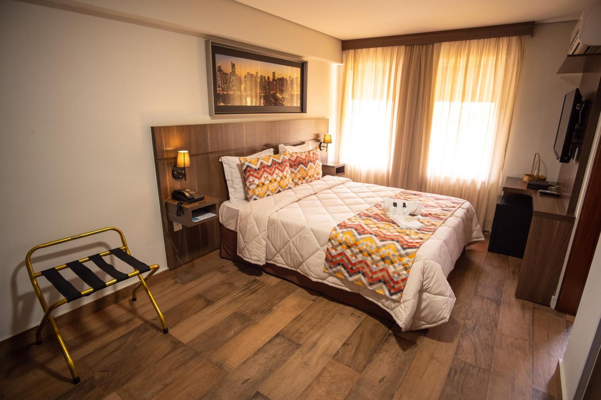 Padom Business Hotel Bragança Paulista Extérieur photo