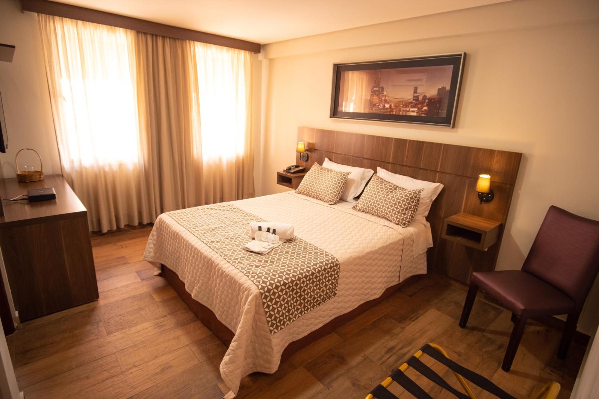 Padom Business Hotel Bragança Paulista Extérieur photo