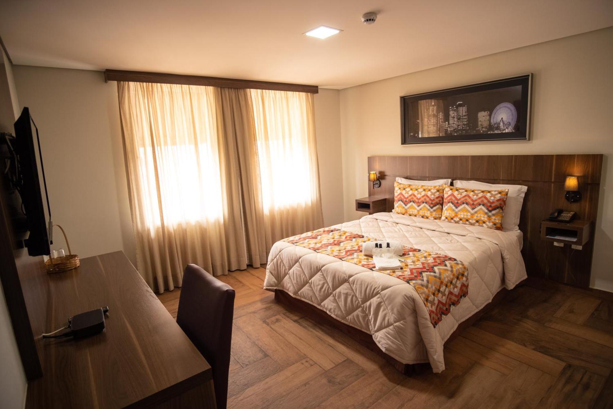 Padom Business Hotel Bragança Paulista Extérieur photo