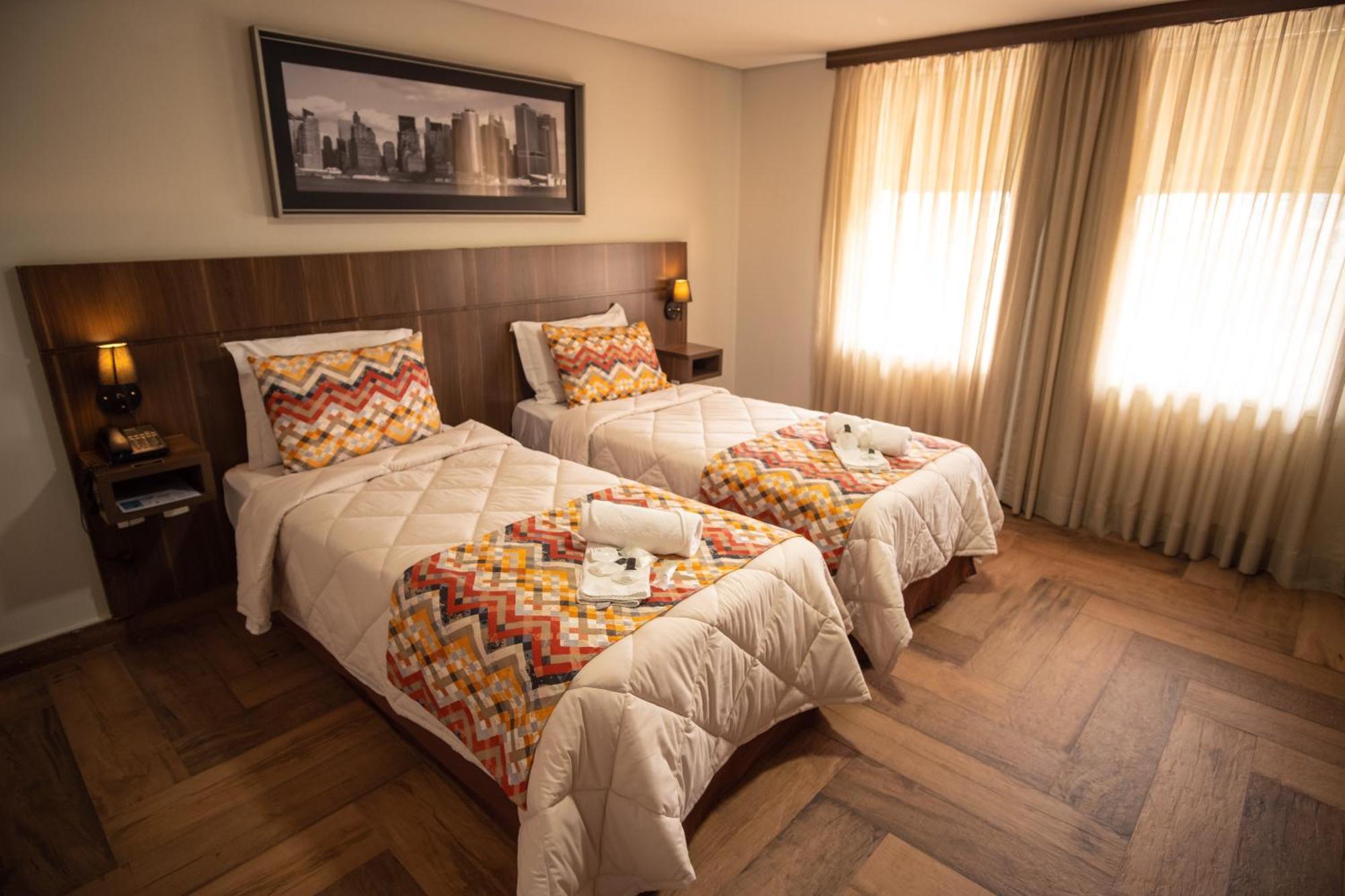 Padom Business Hotel Bragança Paulista Extérieur photo
