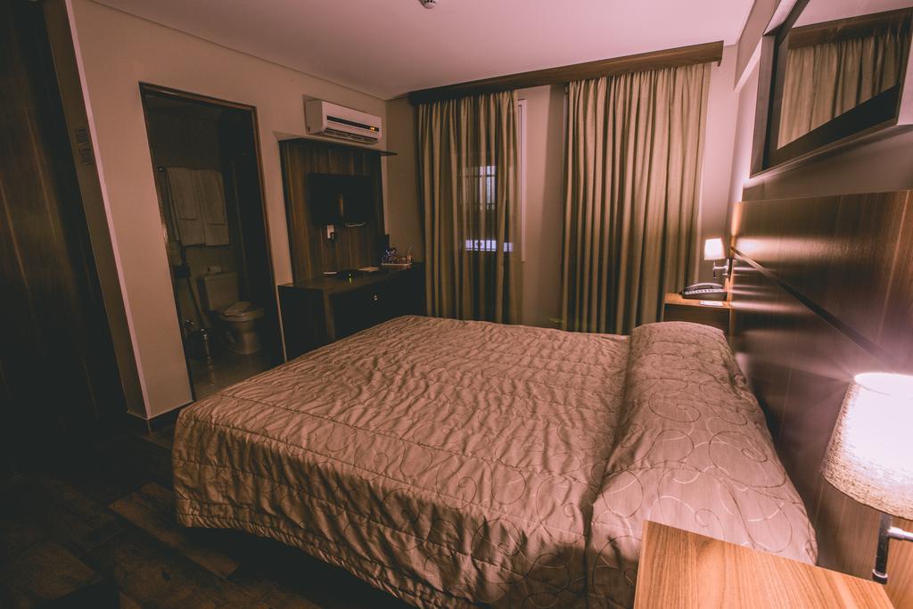 Padom Business Hotel Bragança Paulista Chambre photo
